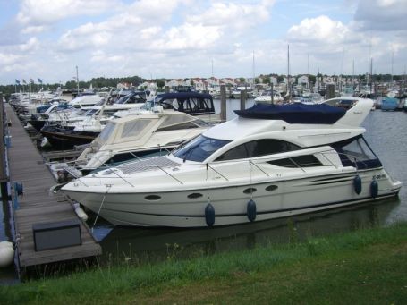 Roermond : Ferienpark Marina Oolderhuuske, Jachthafen